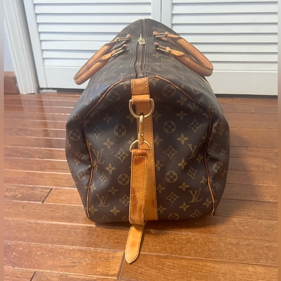 ❗️ONE ENTRY LEFT❗️GIVEAWAY ENTRY! CUSTOMER APPRECIATION LV Keepall 50! - Picture 4 of 12